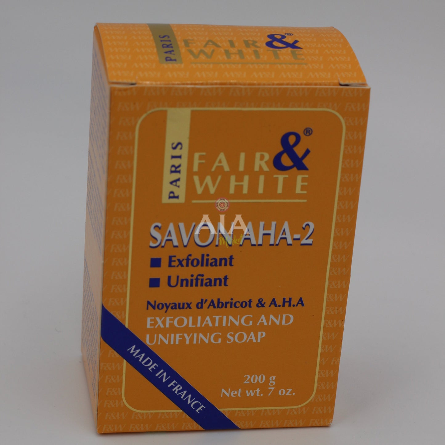 Fair and White Savon exfoliant unifiant 200g